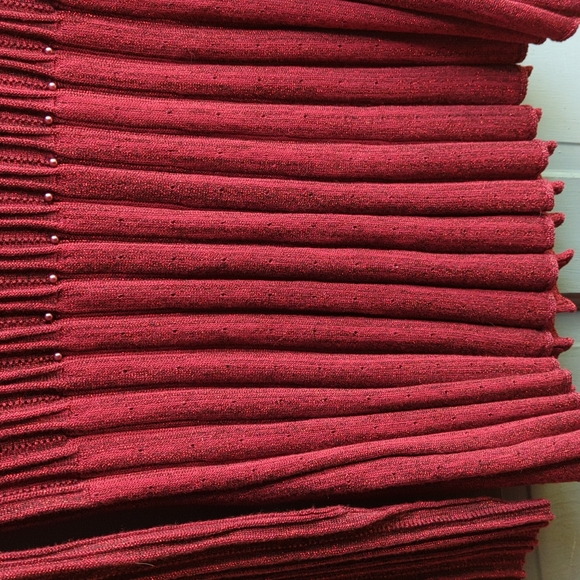 Skye's The Limit Sweater - Picture 5 of 7